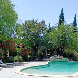 Couette-café Instant Parfait Privée Et Piscine 